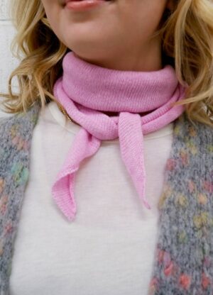 BC TRiangle Mini scarf , Pastel pink